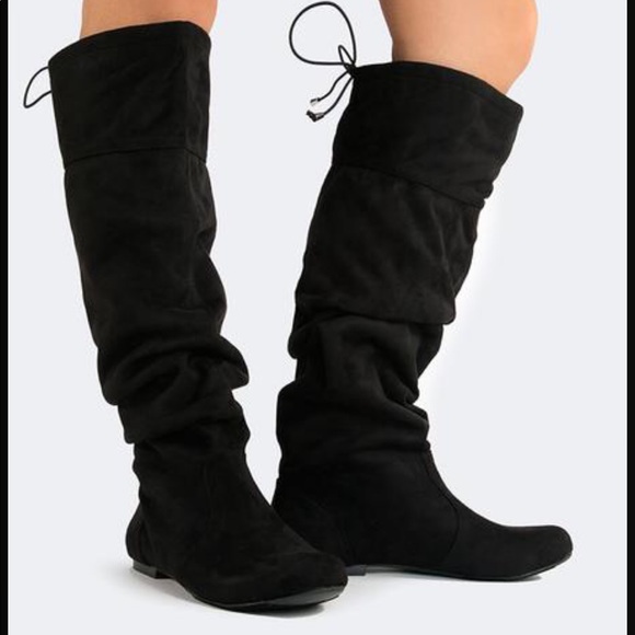 Black knee high Boots - Picture 2 of 4